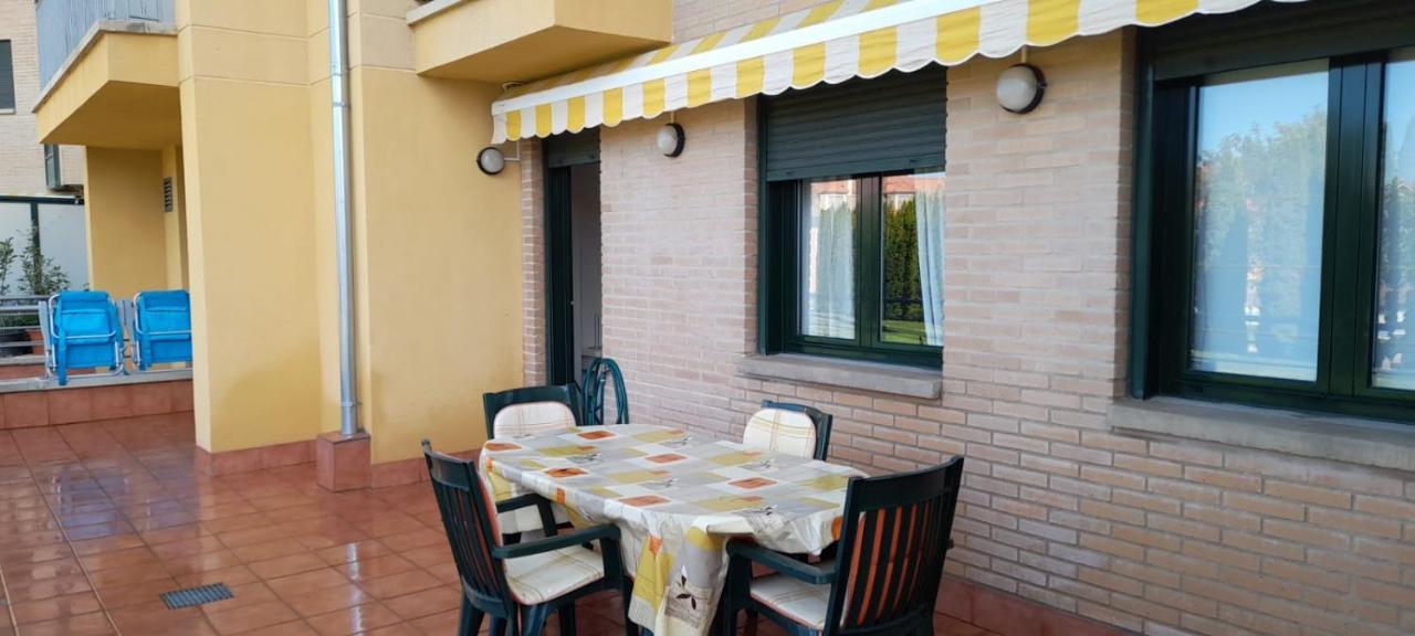 Monteperdido Jaca Apartment Ngoại thất bức ảnh