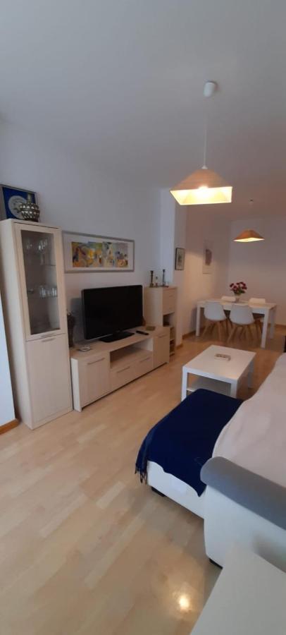 Monteperdido Jaca Apartment Ngoại thất bức ảnh